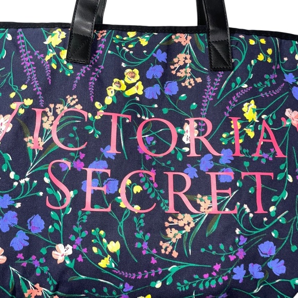 Victoria's Secret Floral Weekender Tote Bag Black Zippered - Picture 3 of 7